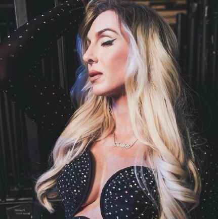 Hourly Content of the GOAT Charlotte flair.