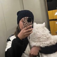 Yasamin (@simplymoimeme) 's Twitter Profile