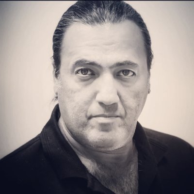 שמי שלומי ימין שחקן , DJ , כותב שירים וסיפורים ובשלן.
ספר הסיפורים הראשון שלי -סיפורים וחלומות יצא לאור
לקניה ניתן להיכנס לקישור שנעוץ בתיאור הפרופיל