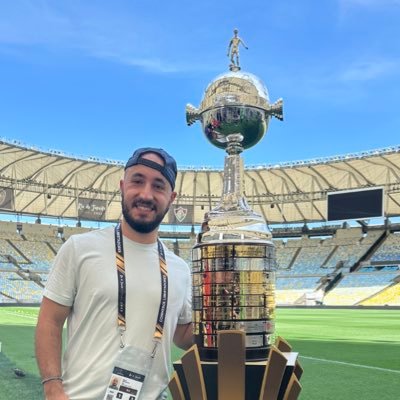 Insoportablemente hincha de Boca. Productor de eventos en vivo (Fútbol). Técnico de Fútbol. Youtube: https://t.co/Rg0qlIn0Jj