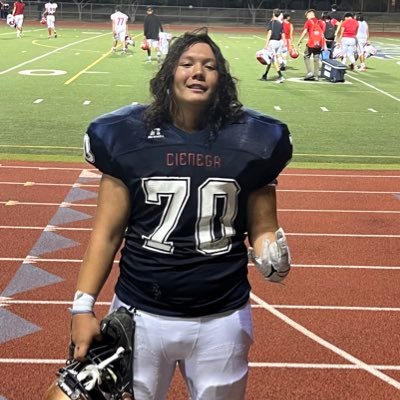 Cienega HS | 520 | C/O ‘27 | 5’9 | 210 | 🇵🇭 | 3.0+ gpa |