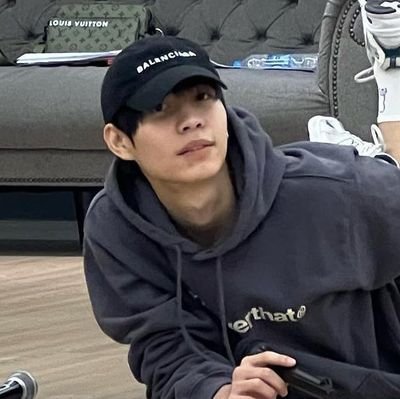 ㅤㅤㅤㅤ🐈🐈⬛ shu porang porang, linosssㅤㅤㅤㅤㅤㅤㅤㅤㅤㅤㅤㅤ
más argentino que el mate 🇦🇷