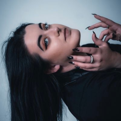 Theatre-maker | Metal basher | Horror fan | Scare Actor | Co-Artistic Director of @ExpiAtro | Currently directing ROPE with @DudleyTheatre | they/she