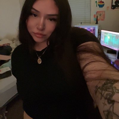 // Twitch: ohYuqi