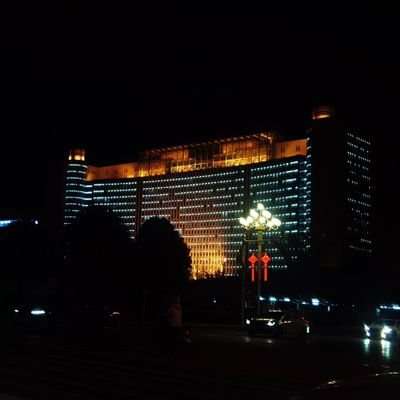 Lz0539's profile picture. 爱自由