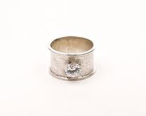 purebespoke's profile picture. Amazing bespoke fine and stirling silver jewellery finished with only the best precious and semi-precious stones to enhance and compliment my unique designs.