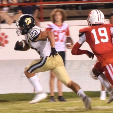 22’ | JHS 2025 | POS RB | 5,10 185 | | 2nd team all district | 4.68 40| check out my highlights ⬇️