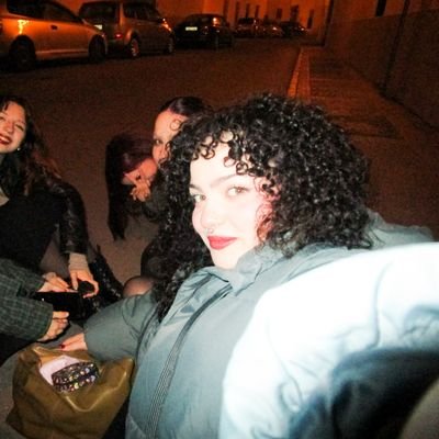 Andrea Locuさんのプロフィール画像
