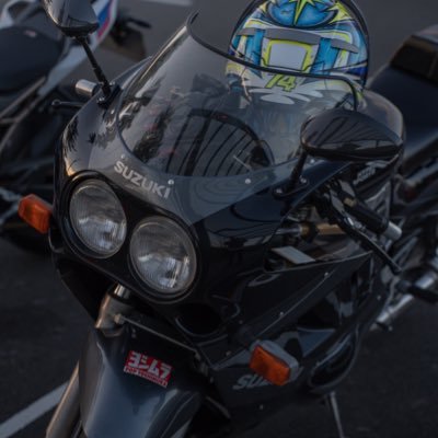 舘ひろしに憧れてバイク好きになった坂道ヲタ。愛車GSX-R1100。中西アルノ、矢久保美緒、川崎桜、冨里奈央、清水理央、幸阪茉里乃、谷口愛季。僕青  八木仁愛、岩本理瑚。オールナイトフジコ見てる。笠野咲藍、藤本理子、和智日菜子。99line ベイスターズファン