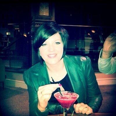 TracyTroughton's profile image
