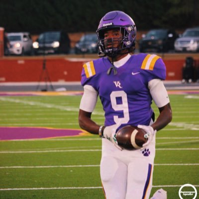 Villa Rica High School WR | ‘24| 6’2|171 lbs| 678-437-0475|@smithdaimon394@gmail.com