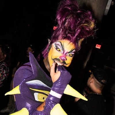 He/Him • 19 • Upcoming Drag Artist 🦀 • Team Drag artists of Brooklyn • Video games 🎮 and animation 😻• Here to Be Silly• Free Palestine 🇵🇸