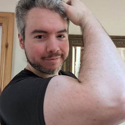 ThomasGirvin's profile picture. Heckin chonker. 💪🐧