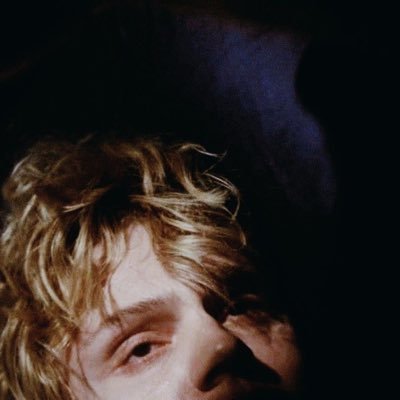 evansfavorite's profile picture. || †AHS †||