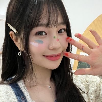 UJ5ai9M6mT31784's profile picture. 앞으로도 지금도 #위클리 🤍