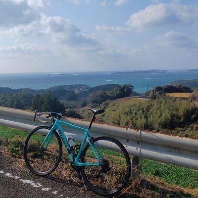 福岡
専門学生
ロードバイク乗り
R3所属
志賀島や福岡空港、五ケ山走ってます！
一緒に走ってくれる方募集してます!!