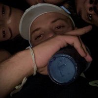 fefeliz (@mechamofefe) 's Twitter Profile
