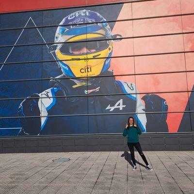 1️⃣4️⃣🩵. Nɑcí pɑrɑ querer y vivo pɑrɑ seguir ɑ @alo_oficial 👑♣️♥️. Pɑsión por los cochecitos de colores 🏎💨. Mi @remocastillejo 🍀💛.