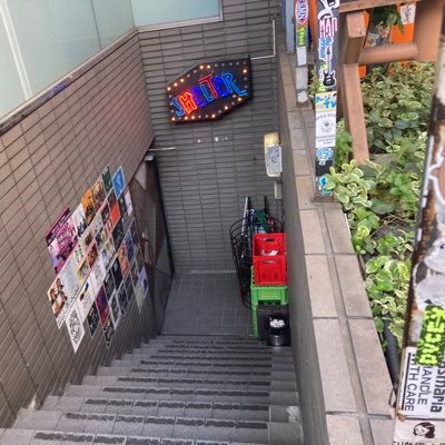 こんにちは！アニメとか漫画とかゲームとかサブカル全般大好きです！ 絵をちょくちょくあげたいと思います、フォロバ絶対なのでぜひ仲良くしてください🙏