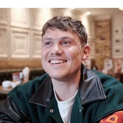 Adrian293641645's profile picture.