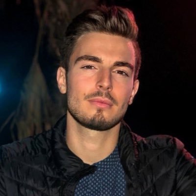 MihailM33106479's profile picture. 