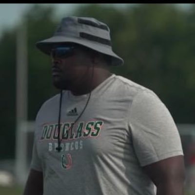 DC/DL @FDouglassFB | @universityofky Alum | #DoTheWork