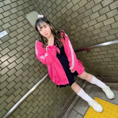 mei_yoshida_'s profile picture. よしだめいです。北海道から来ました。元ユニドル /アイドル卒業しアイドルの運営してます。メイン→@kimiao_official 新メンバー募集中！何かあればDM💌お願いします。アイドルオタクです。/鍵垢見れないよ ＊憧れは村山彩希さん、茂木忍さん、佐藤優樹さん /※加工詐欺※ISTP