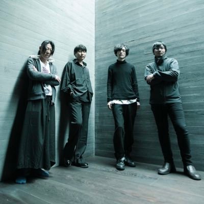 関西中心に活動中の4人編成オルタナティブロックバンド。VoGt.東谷謙吾 Gt.神戸(ごうど)辰哉(@GO_COCORIUM_GT) Ba.辻和門(@COCORIUMba1) Dr.若林利治