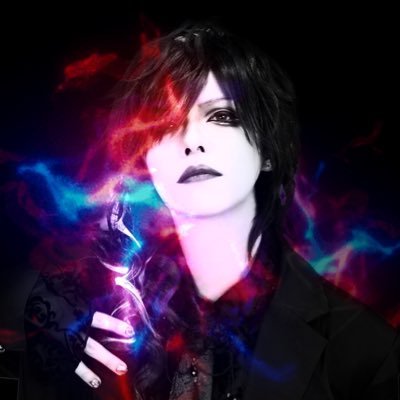 ≪Vocalist≫ 慟哭～doukoku～ IZANAGI。 JOYSOUNDにて『二重影』カラオケ配信中！リプ&DMの返信は気まぐれな性格なので期待しないでください。 https://t.co/Kmu5EaHXmX