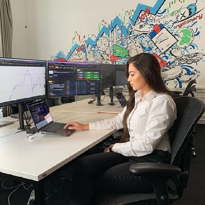 • Start trading forex today! Our easy-to-use platform lets you trade quickly and confidently—no matter your level of experience 📈