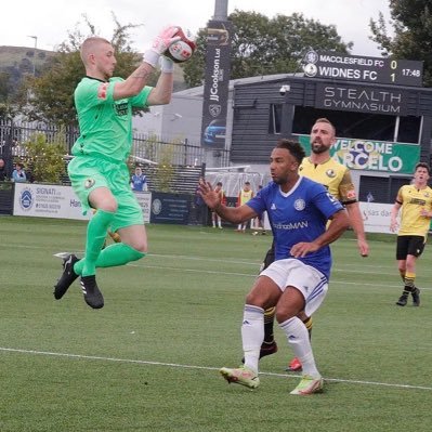 23. Goalkeeper @CPDPorthmadogFC 🧤. BSc Coaching & Performance 👨🏼‍🎓. OHT👨🏼‍⚕️.