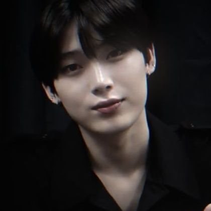 snkclover's profile picture. 'cause like tears in the rain, it means nothing.