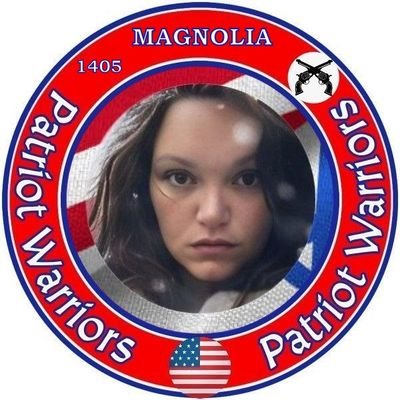 MagloniaW Profile Picture