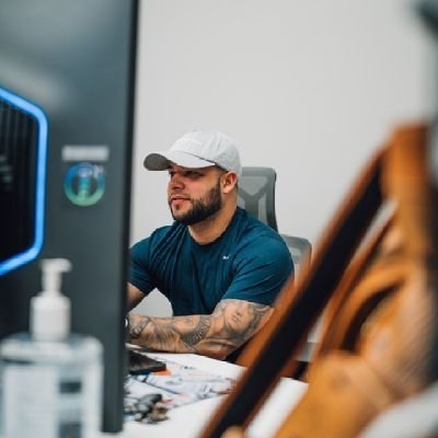 AgneseHartman's profile picture. Student