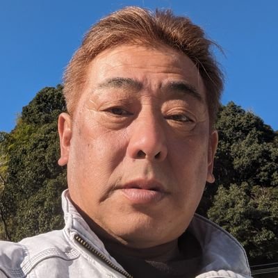 宮崎県小林市で有限会社和良組・でんやオート・お片付け猫の手を運営しています!
総合土木、造園、リサイクルショプ、遺品整理、軽貨物運送、
お仕事依頼お待ちしてます!