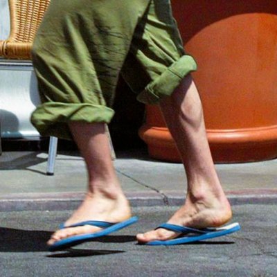 Heath Ledger Feet @LedgerFeet | A @HeathLegend Fan Page About the Sexy Feet of Australian Actor Heath Ledger | #HeathLedger #HeathLedgerFeet |🎞🇦🇺🏳️‍🌈👣🩵🩷