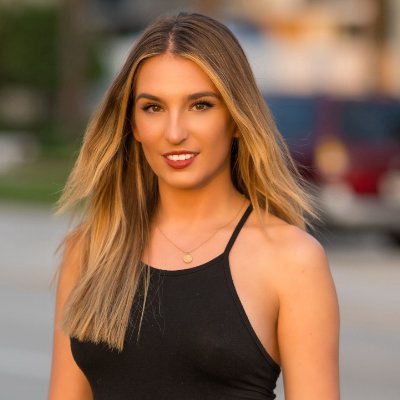 JessR1des's profile picture. ⒿⒺⓈⓈ⚡️ⓇⒾⒹⒺⓈ| ‘Ello! My name is Jess and I’m a just a normal girl, doin #biker things, sometimes with some #plants and #gaming  in between.