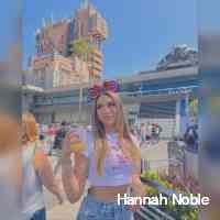 hannahnoblel14's profile picture. i’m rockin’, i smile, and many think i’m vile 
📍  • joeychiaramonte ♡