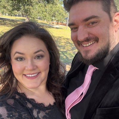 imhawlzz's profile picture. archaeologist • she/her • https://t.co/Wmjg0EmJ4q • imhawlzz@gmail.com • #blacklivesmatter #stopaapihate #translivesmatter #infertilityawareness