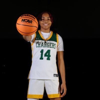 new Twitter!! …C/o 2024 5’9 | forward Crest high school #14 |monicasurratt098@gmail.com|hudl-https://t.co/Li4FVir4Bf