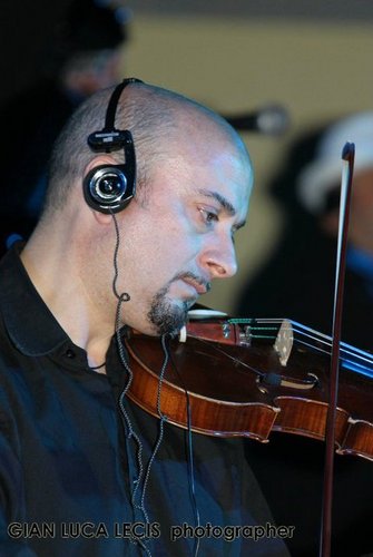 AntonelloManca2's profile picture. ANTONELLO MANCA NASCE A ORISTANO IL 27-02-1967. VIOLINISTA E COMPOSITORE, HA STUDIATO A MILANO SOTTO LA GUIDA DEL MAESTRO FELICE CUSANO.