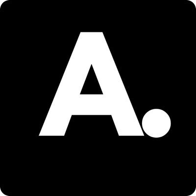 Cobertura jornalística de notícias abrangente e atualizada, agregada de fontes do Brasil e Mundo