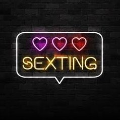 Unutmayın ! ! Gerçek Dışı Fantazilerle Partnerinizi Olabildiğince Sextingle Çıldırtabilirsiniz 🔞
İlham Alacağınız Sextingler💥
Cinsel Hayatınızı Renklendirin👅