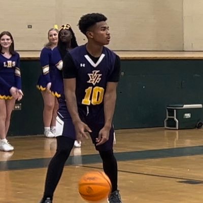 5’9 point guard, gpa 3.2, class 2024 at lakeside high school 💜💛 @LHSVikingsHoops. https://t.co/IRCAjay1Y8 NCAA ID# 2210687772