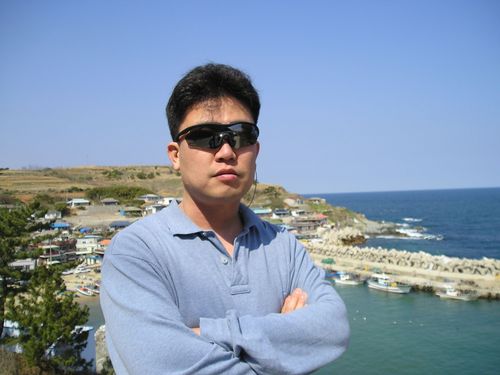 Man/ 45 / Travel  / Action Film  / Music with Fast / Soccer  / Delicious Dishes / Social Marketer / Family Business / Shoes / ebay / #Followback 100% /