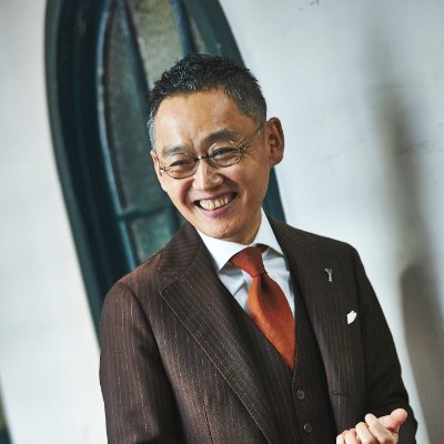 経営理念を身に纏うをコンセプトに、創業15年20000社を超える企業経営者の「会社の顔にふさわしい見栄え」を仕立てています。著書「装いの影響力」は発売前に重版決定,翻訳版が中国で発売中!
ブログ https://t.co/HEiquQH3kR インスタグラムhttps://t.co/jsYuTO3TxX