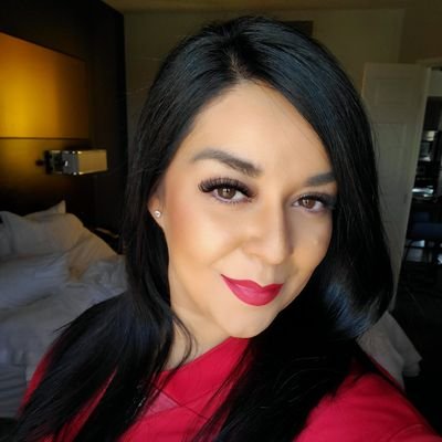 Anaphylactic_XO's profile picture. 49ers Faithful! Heart of ❤&💛