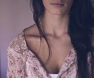 no pretendo ser ejemplo de nadie pues no lo soy de mi misma , mi forma de vivir es la forma en la que amo estar aqui.. a&m