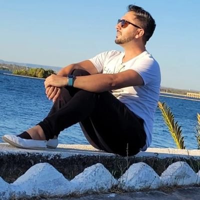 Oficialdecaico's profile picture. Bom da vida não é PARECER ou TER, mas, SER!