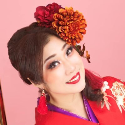 世界8ヶ国16都市に和風ポールダンス大道芸&バーレスク出演/亀戸大道芸,勝運大道芸etc亀戸の大道芸を立ち上げた第一人者→(社)江東すみだ大道芸協会代表理事/バーレスク大会アメリカ2021イギリス2024優勝🥇📺テレビ朝日| NHK| 朝日新聞,海外新聞,TBSラジオ,Yahoo!ニュース 取材,依頼▶︎HP✉️